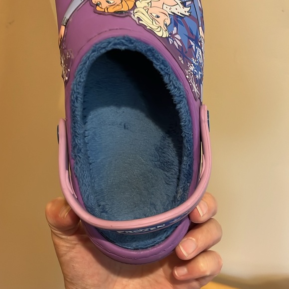 Crocs Disney Frozen lined size 2 - Picture 7 of 7